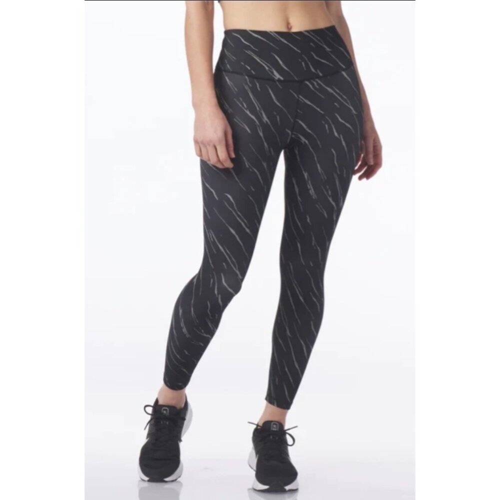 New Glyder Sultry 7/8 Leggings Womens S Black Silver Fog Streaking Tiger